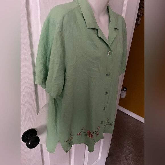 Sag Harbor Womens linen Top lime Green Button Front Short Sleeve Embroidered - Picture 2 of 5
